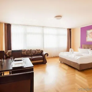 https://amc-apartments-kudamm.find-berlin-hotels.com