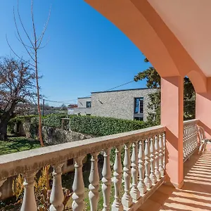 https://apartment-emilija-porec.in-istria.net